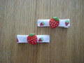 Hair clips - White Strawberries - Medium
